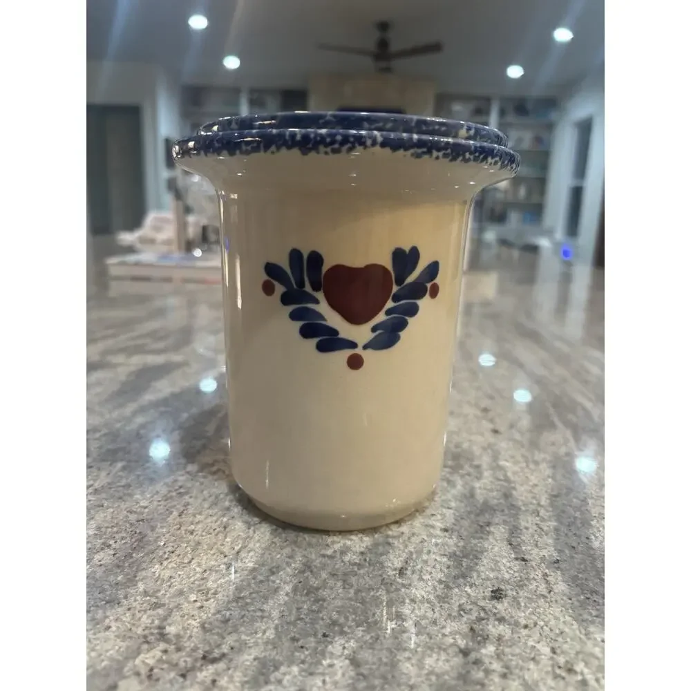 Ceramic & Porcelain Crock, Heart Pattern, Cream/Blue/Red, Round Free Standing